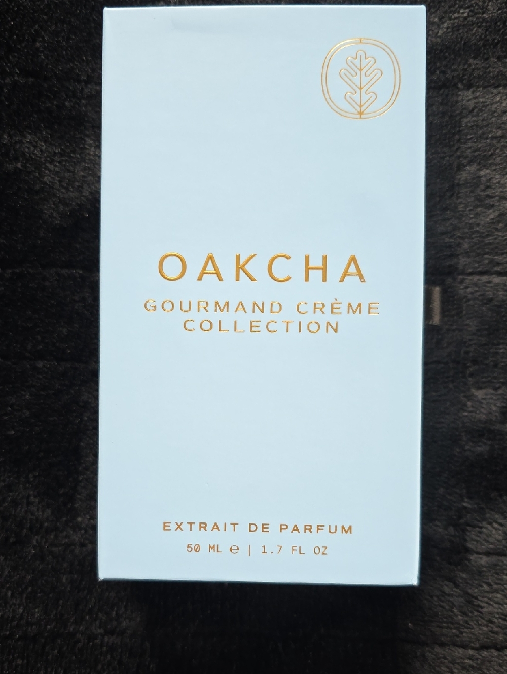 Oakcha Gourmand Crème Extrait de Parfum - Light Blue & Gold Box